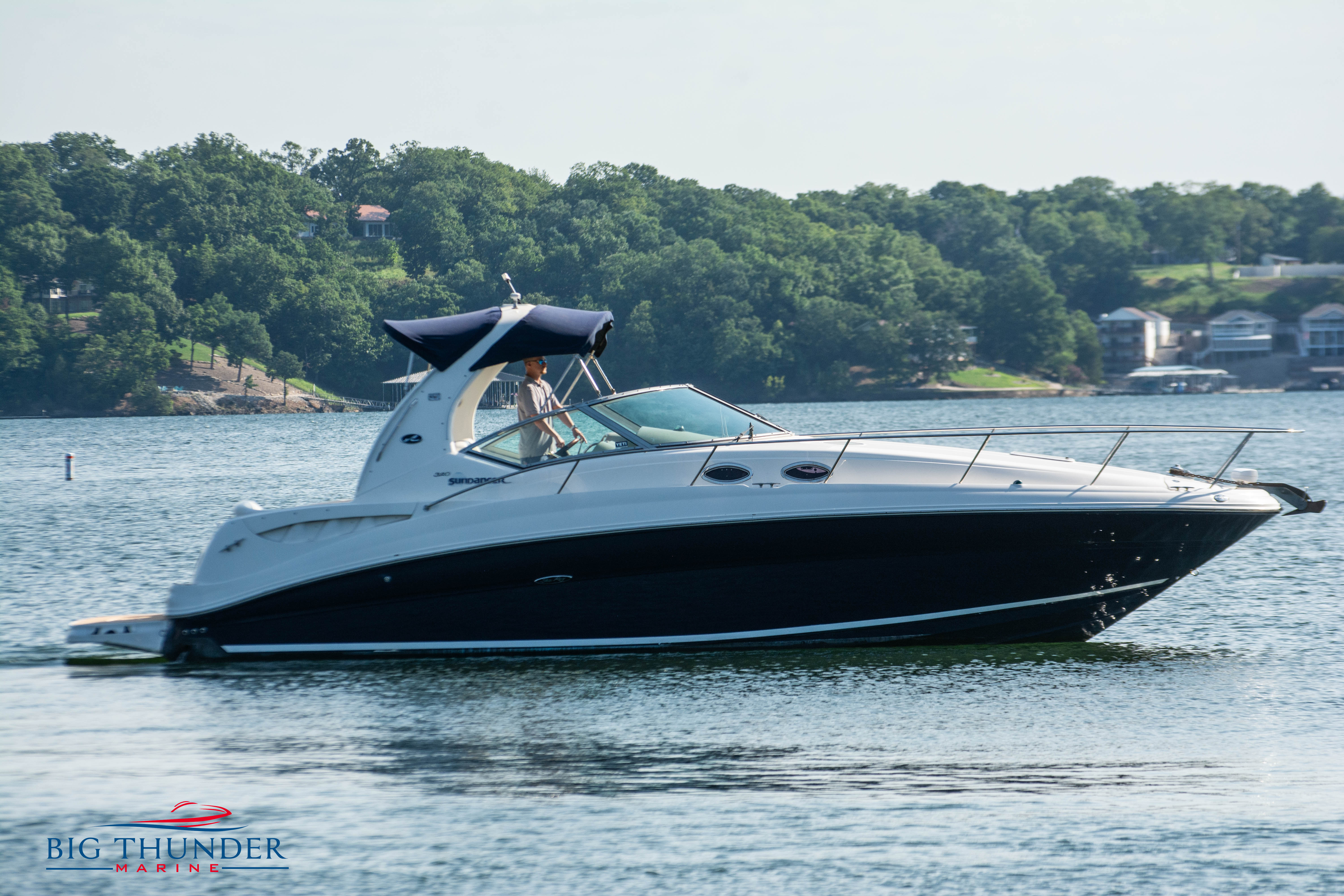 2004 Sea Ray Sundancer 320 - Image 4