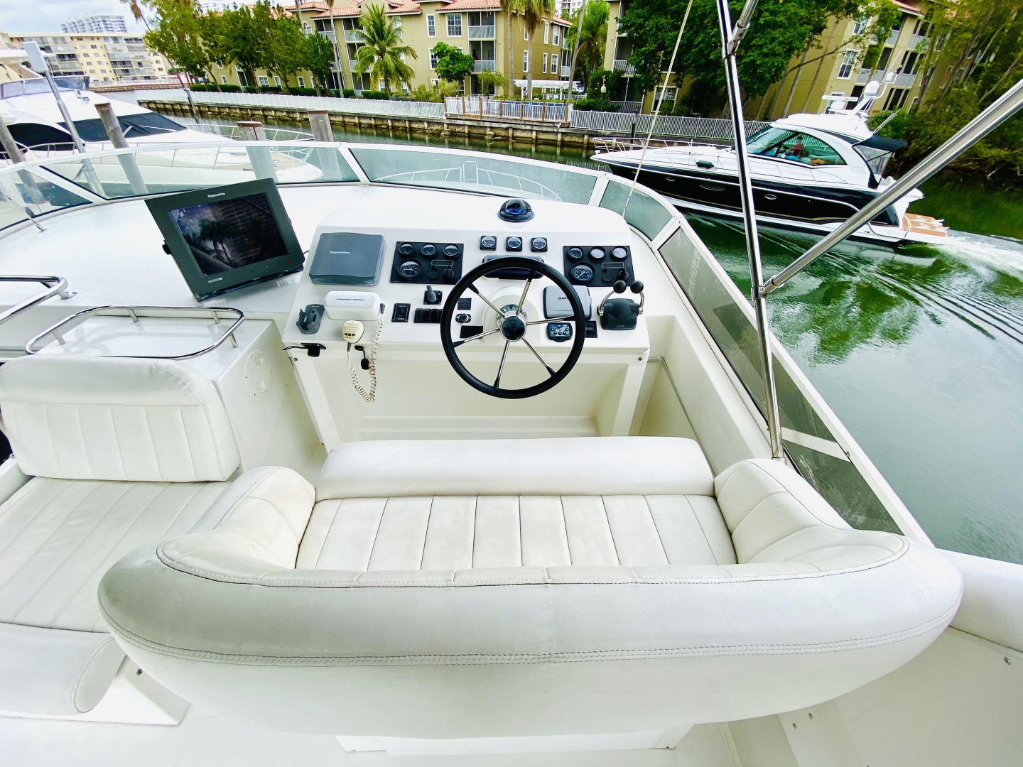 2003 Navigator 5700 Rival - Image 96