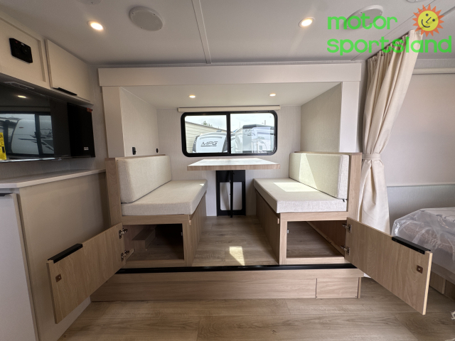 2026 Winnebago Micro Minnie 2108DS - Image 18