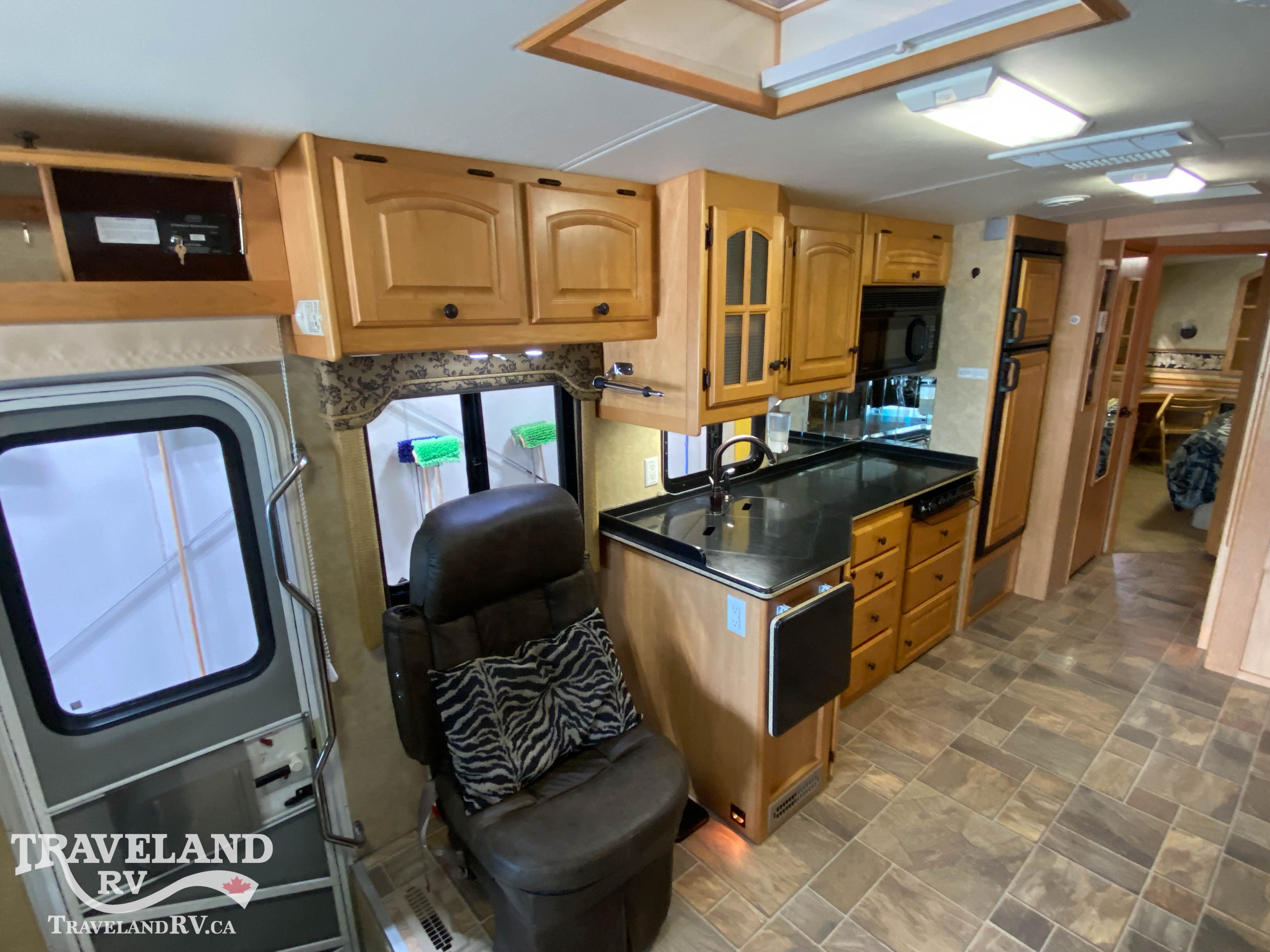 2006 TRIPLE E COMMANDER 3711 - Image 10