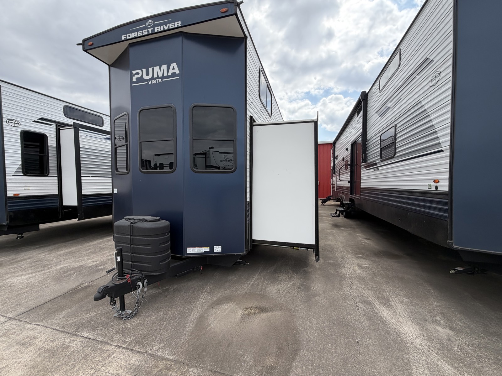 2026 PALOMINO PUMA 420LFT - Image 51