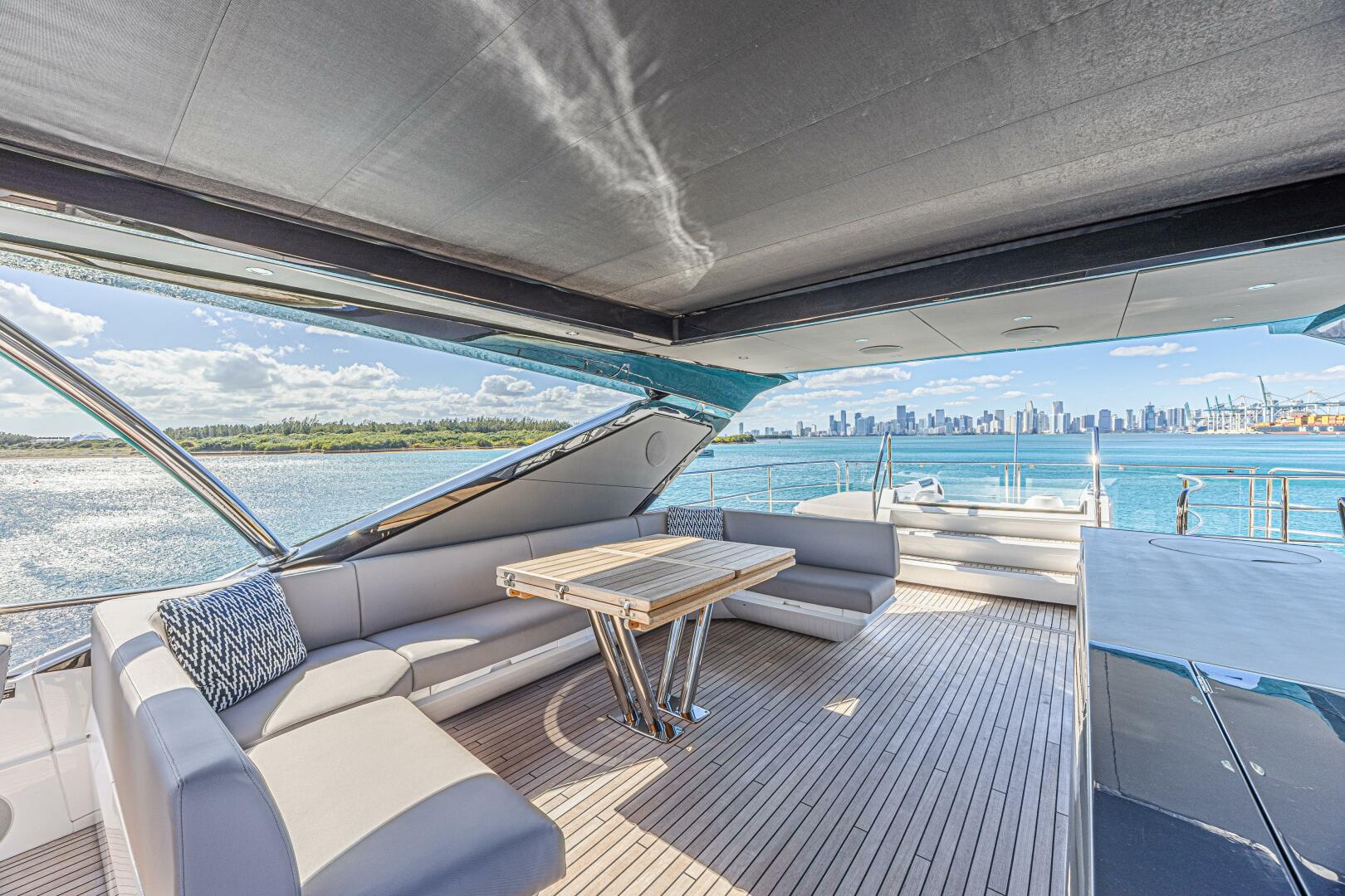 2025 Sunseeker - Image 85