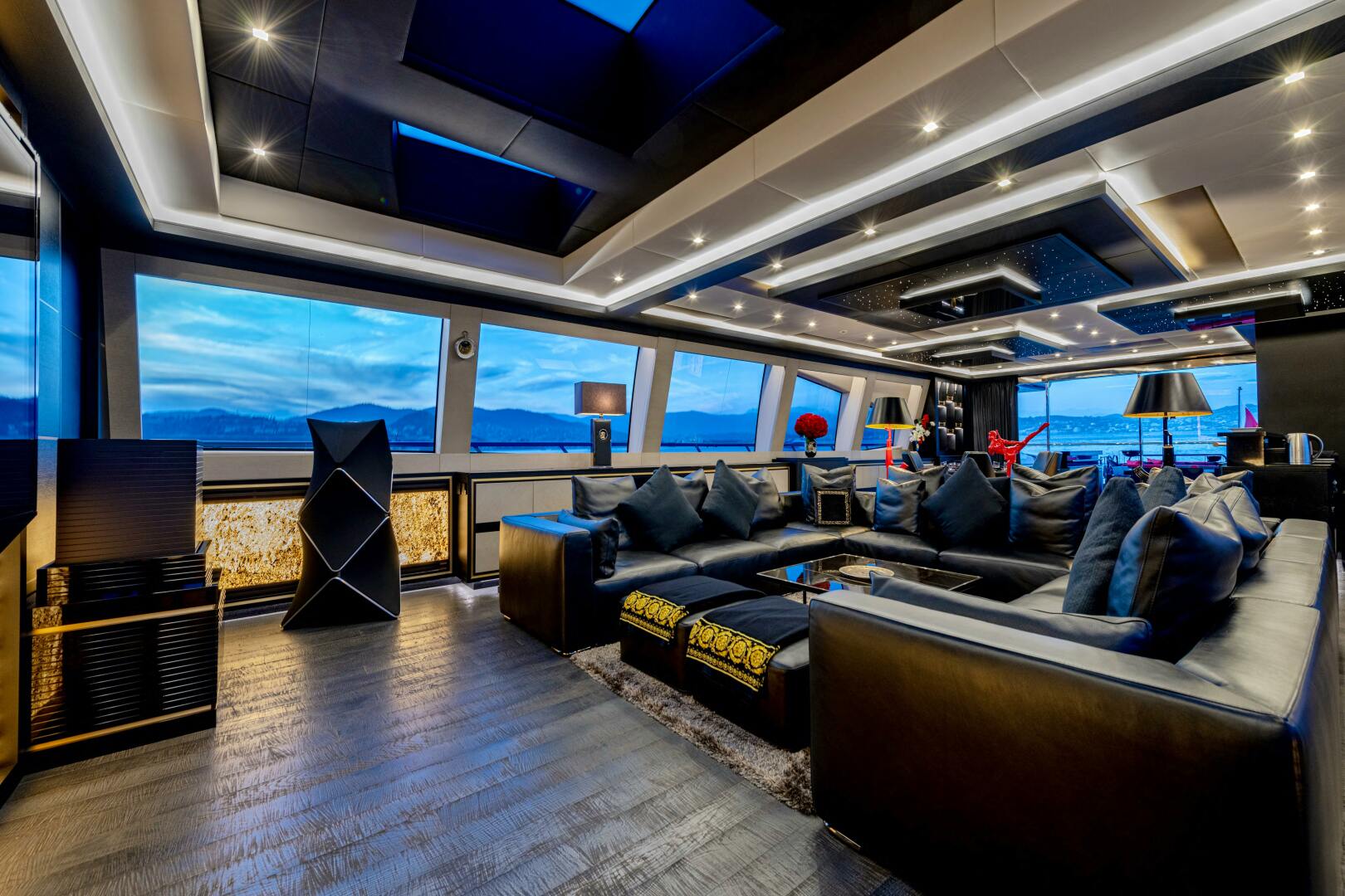 2017 Overmarine Mangusta 165 E - Image 20