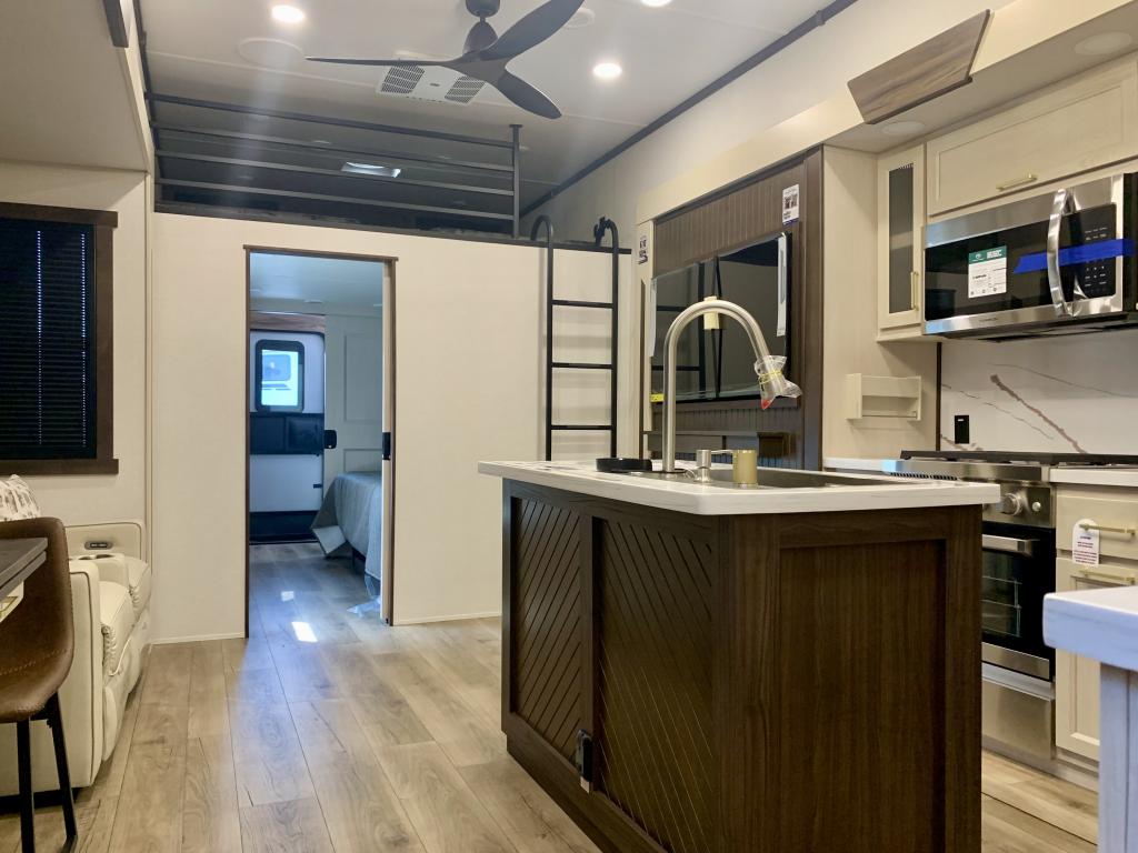 2026 FOREST RIVER 38DB - Image 7