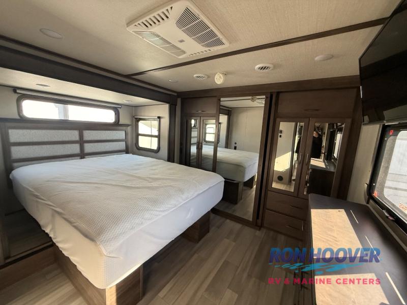 2023 GRAND DESIGN 378MBS - Image 21