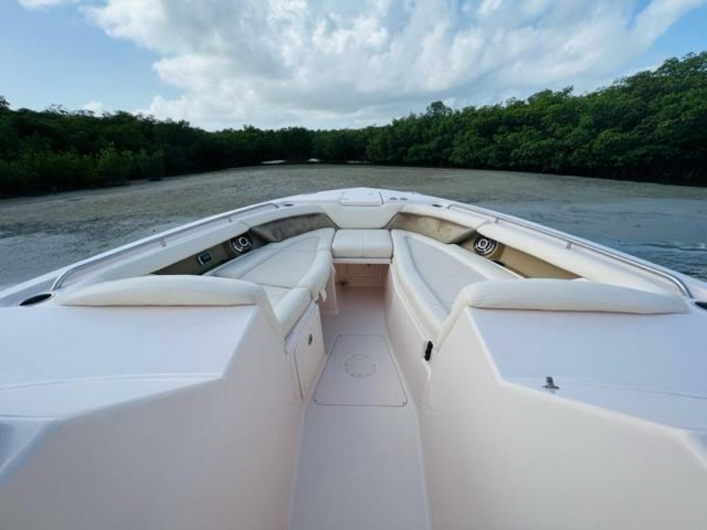 2014 Grady-White Freedom 335 - Image 34