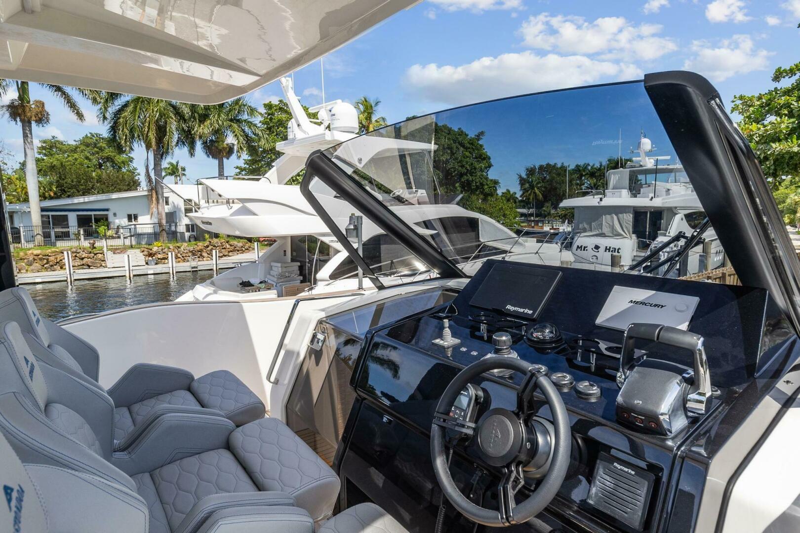 2023 Astondoa 377 Coupe Outboard - Image 14