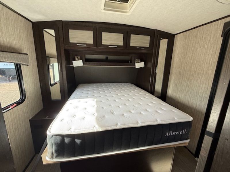 2019 Cruiser RV Fun Finder Xtreme Lite 25RS - Image 11