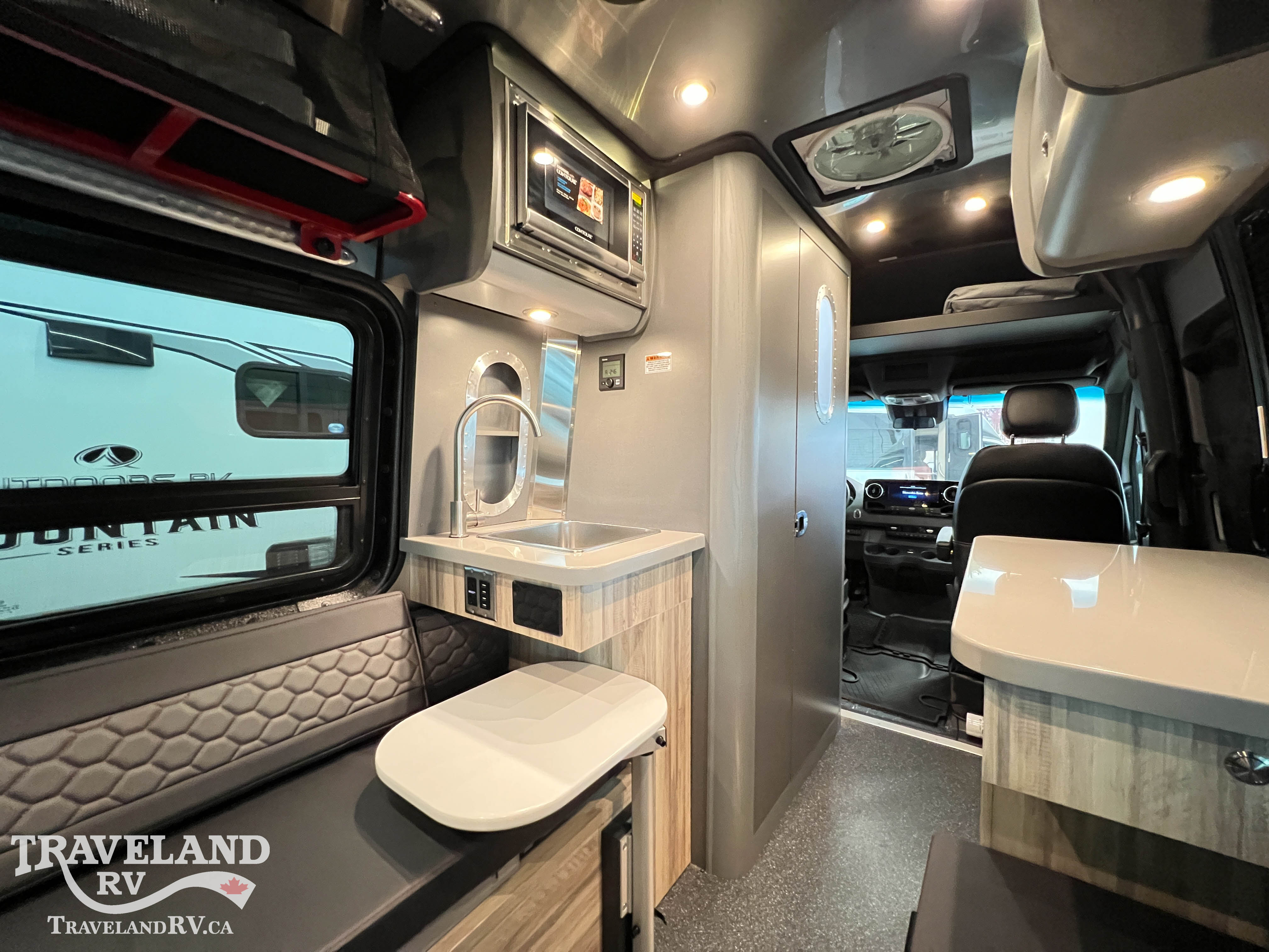 2025 Airstream Interstate 19 X - Image 27