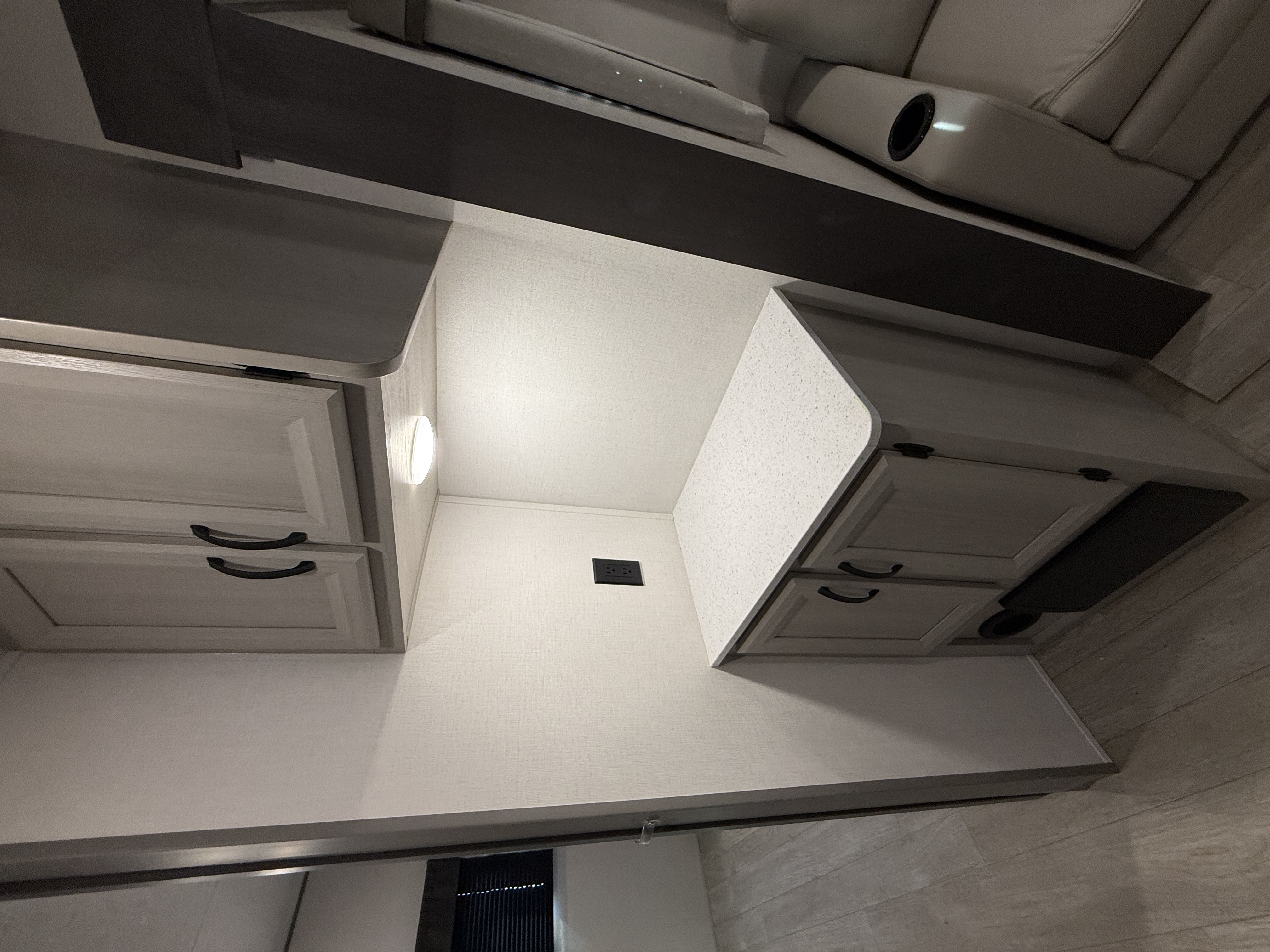 2027 Coachmen Catalina Legacy Edition 323BHDSCK - Image 20