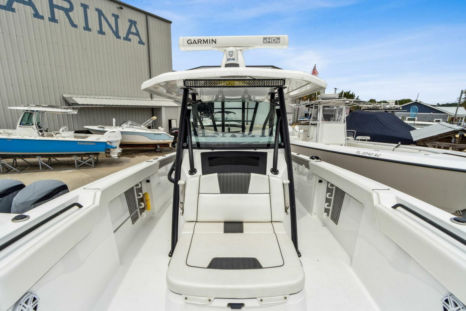 2023 Wellcraft 352 Fisherman Center Console - Image 24