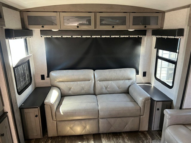 2020 Keystone Outback 330RL - Image 9