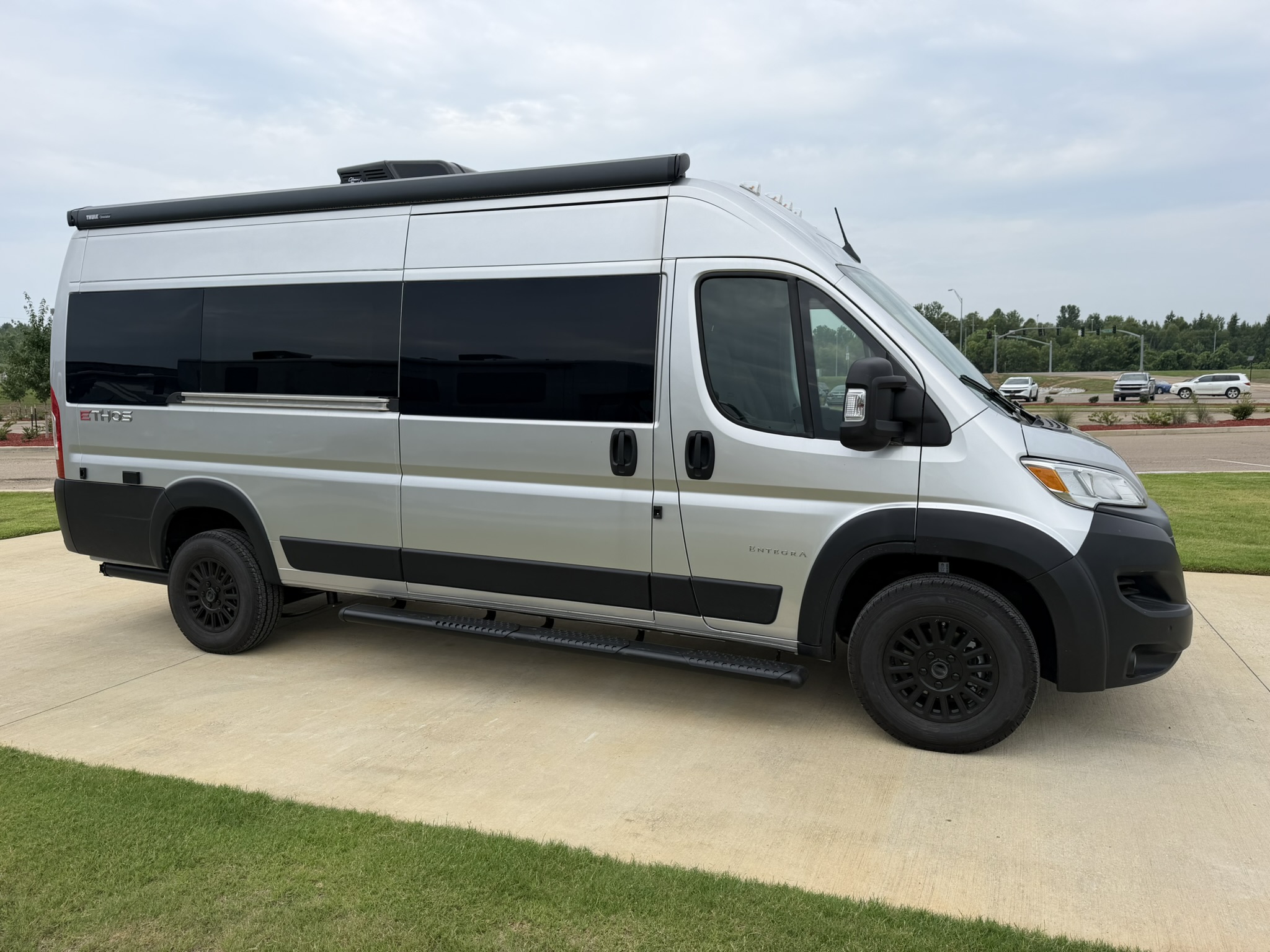 2027 ENTEGRA COACH ETHOS 20T - Image 1