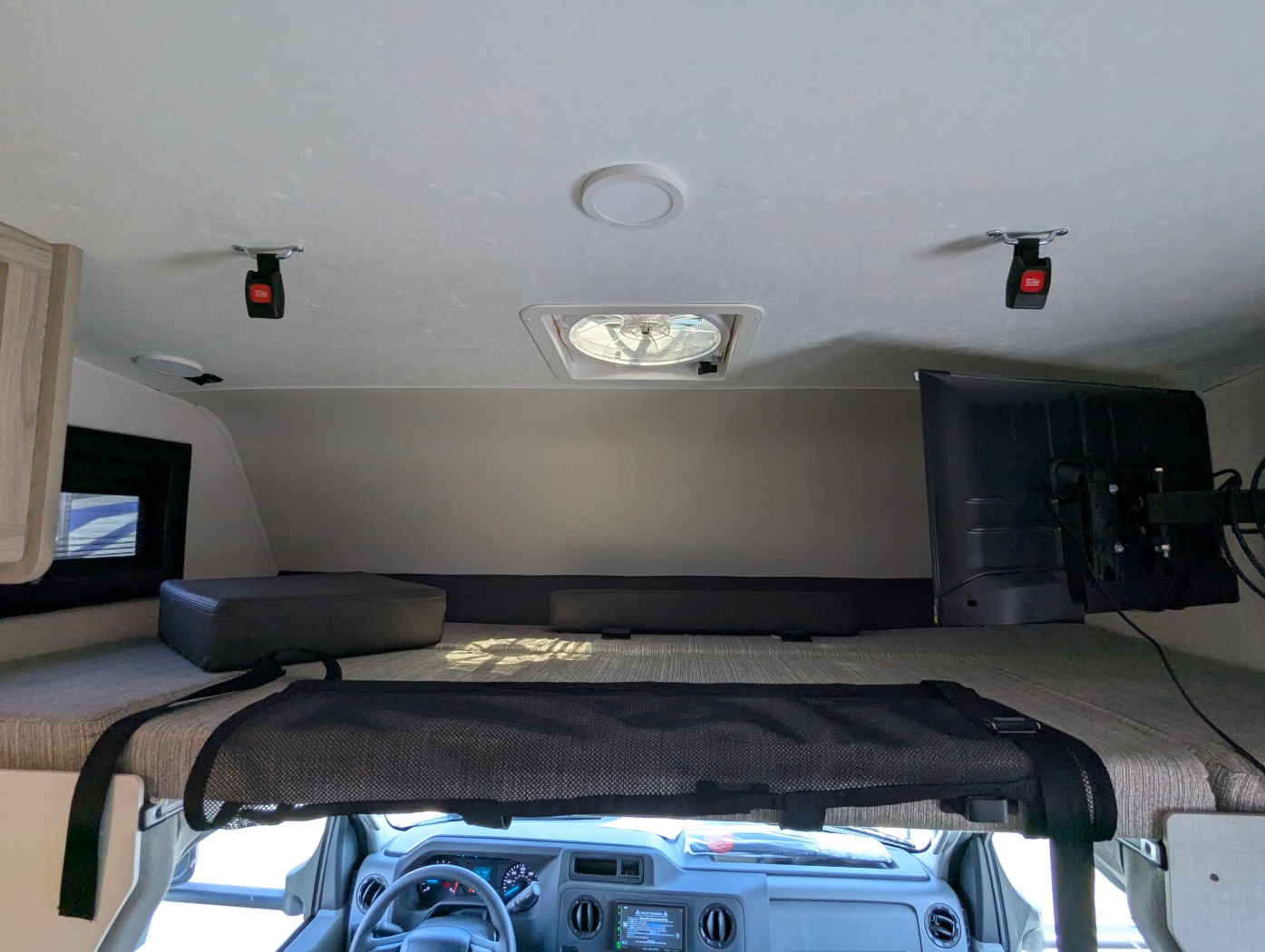 2026 Coachmen Cross Trail 22XG - 4X4 ATH - Image 20
