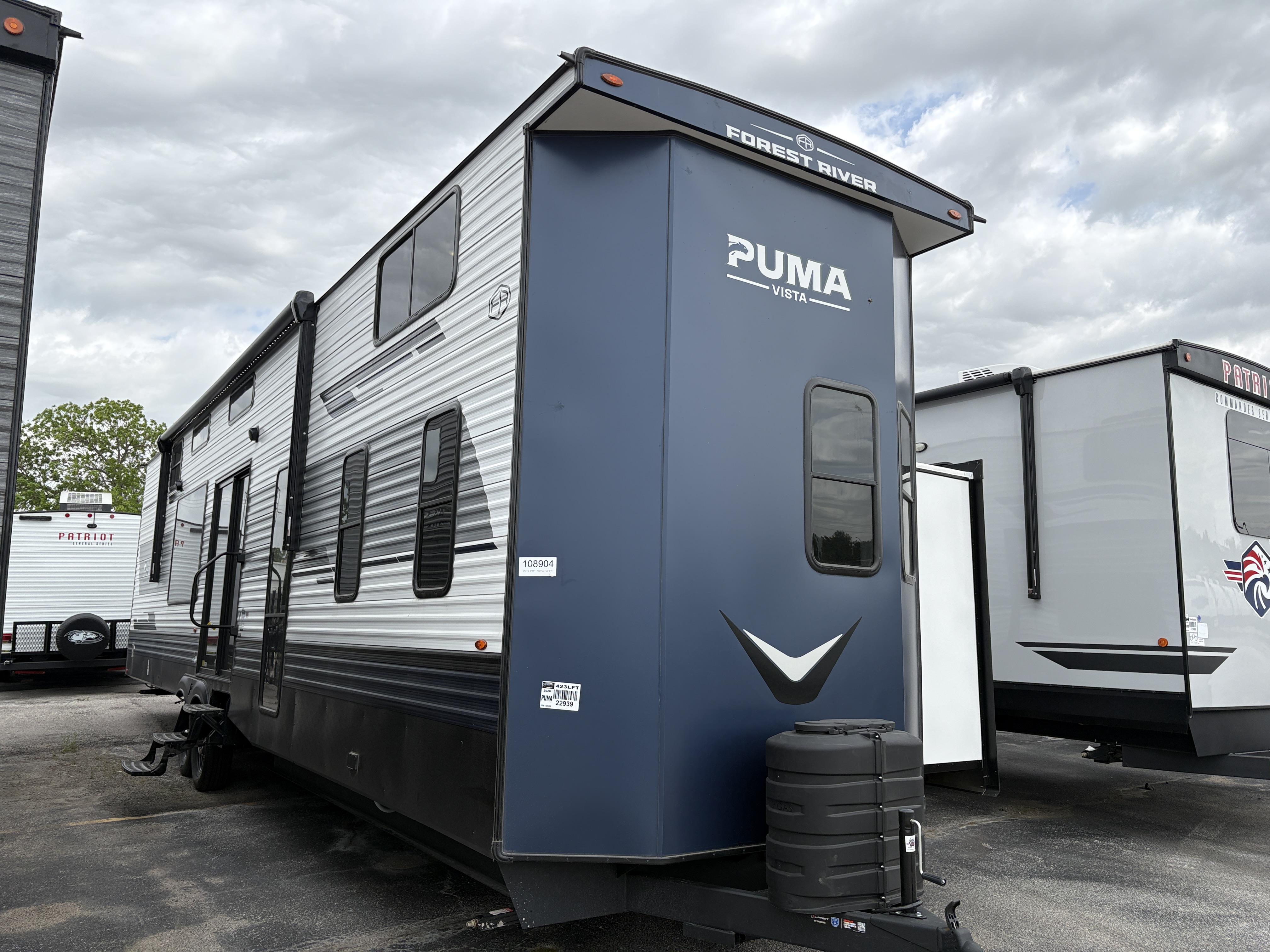 2026 Forest River Puma Vista 423LFT