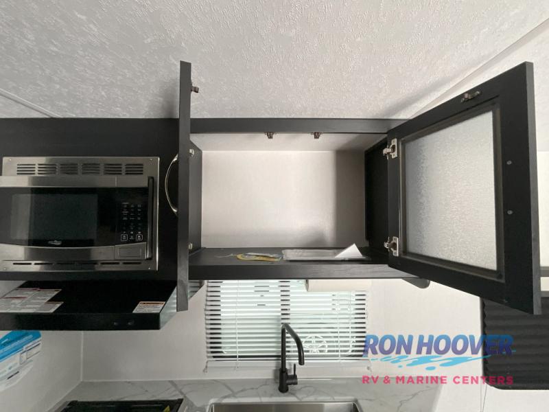 2023 COACHMEN 22SE - Image 11