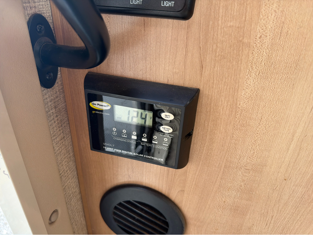 2019 Thor Motor Coach FOUR WINDS 24WS - Image 28