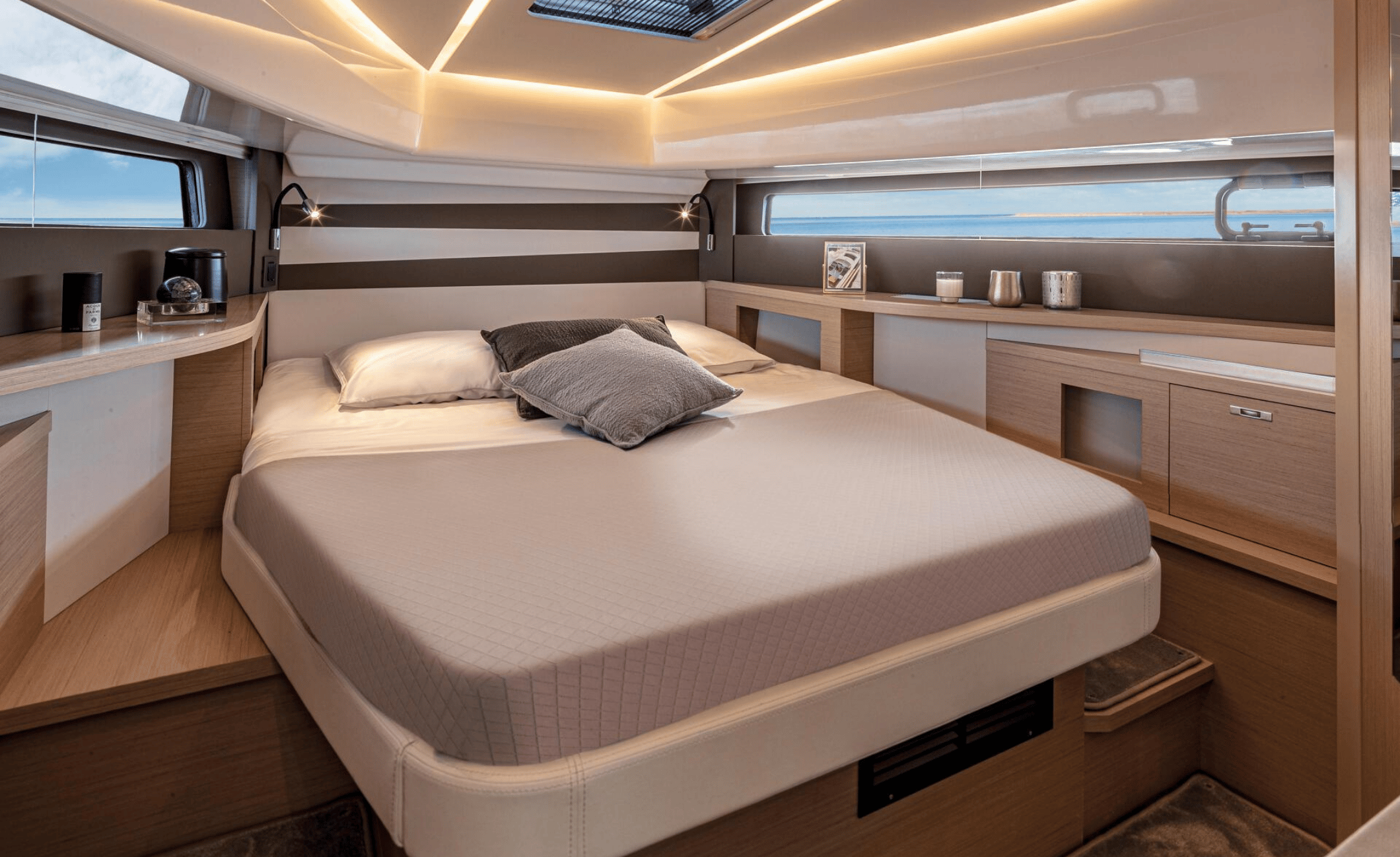 2027 Jeanneau DB/37 IB - Image 20
