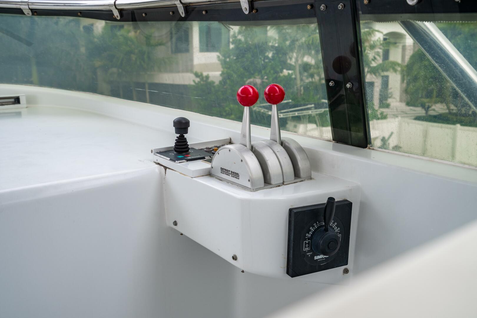 2001 Hatteras 100 Motor Yacht - Image 73