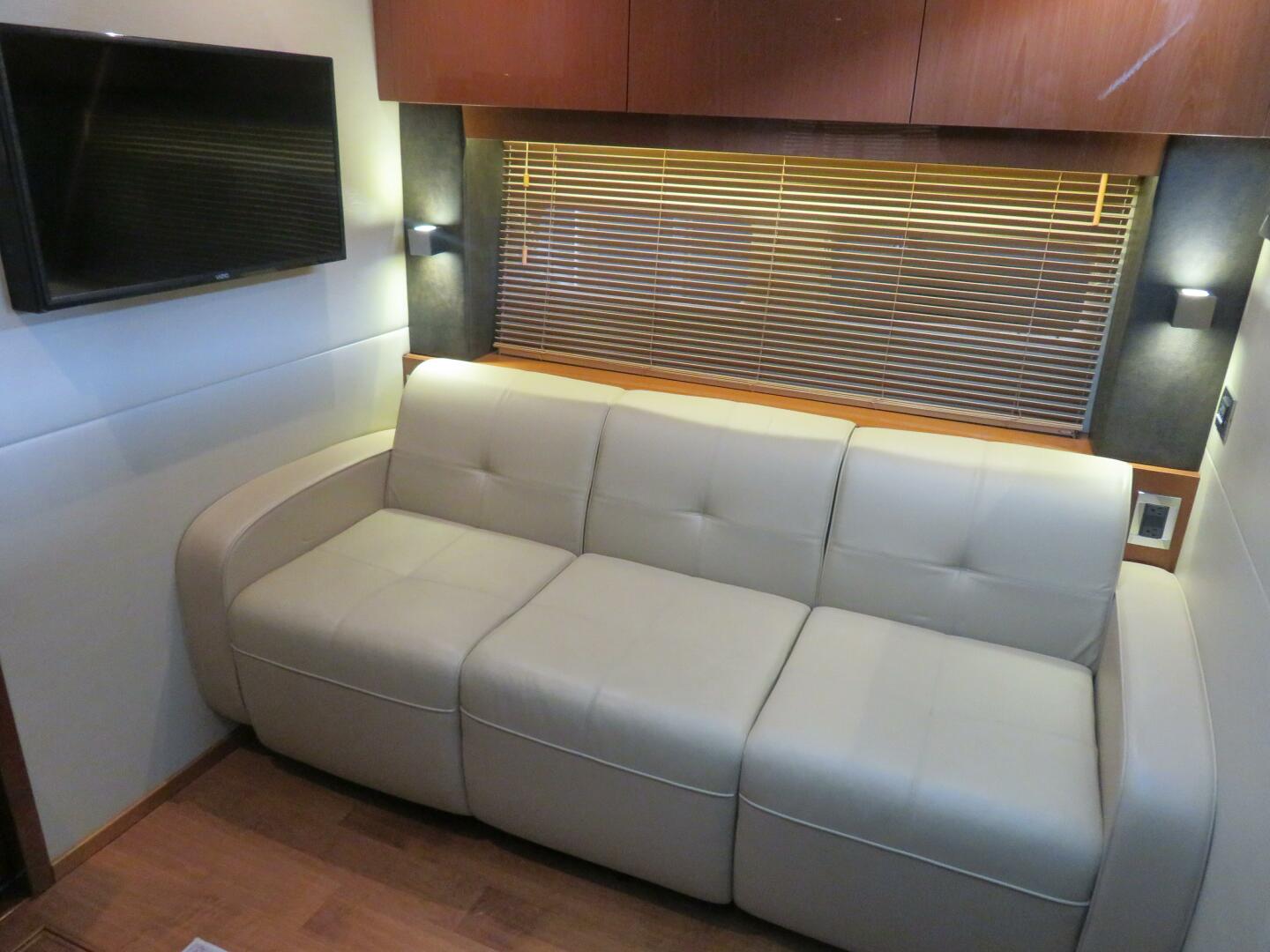 2015 Sea Ray - Image 24