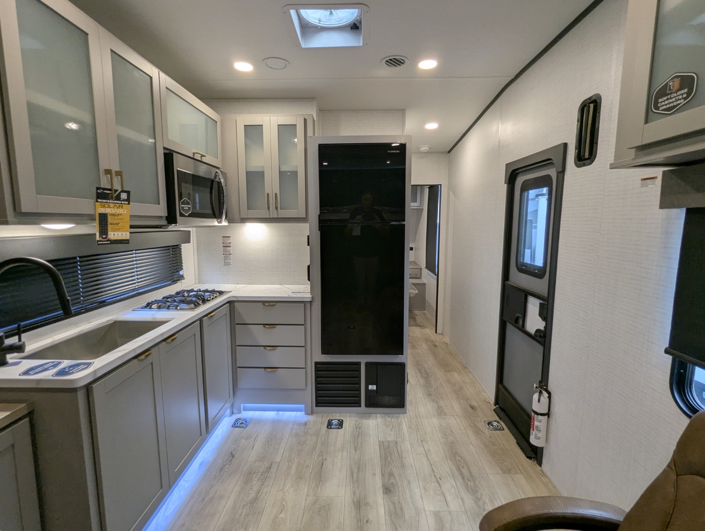 2027 Forest River Stealth 2730 - Image 25