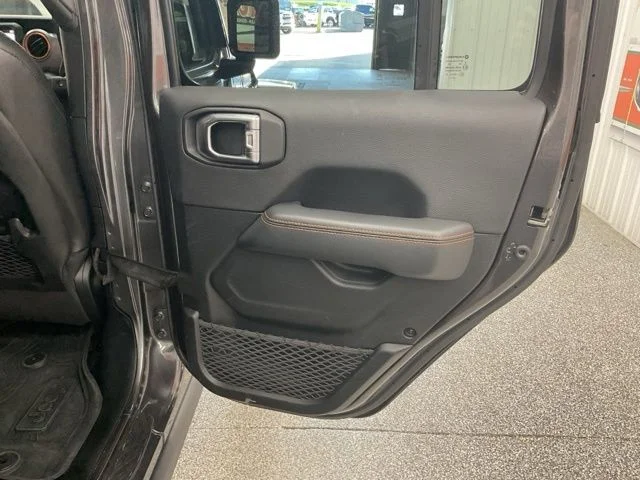 2021 Jeep Gladiator Crew Cab Mojave 4WD - Image 22