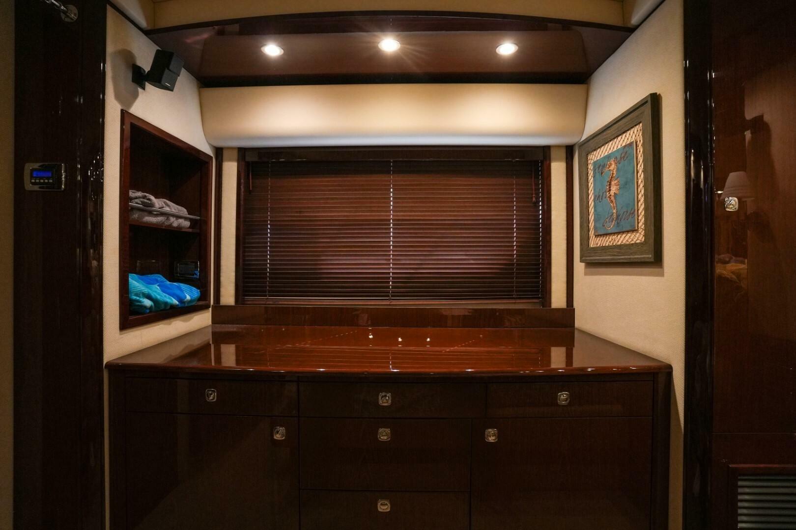 2013 Sea Ray 610 Sundancer - Image 32