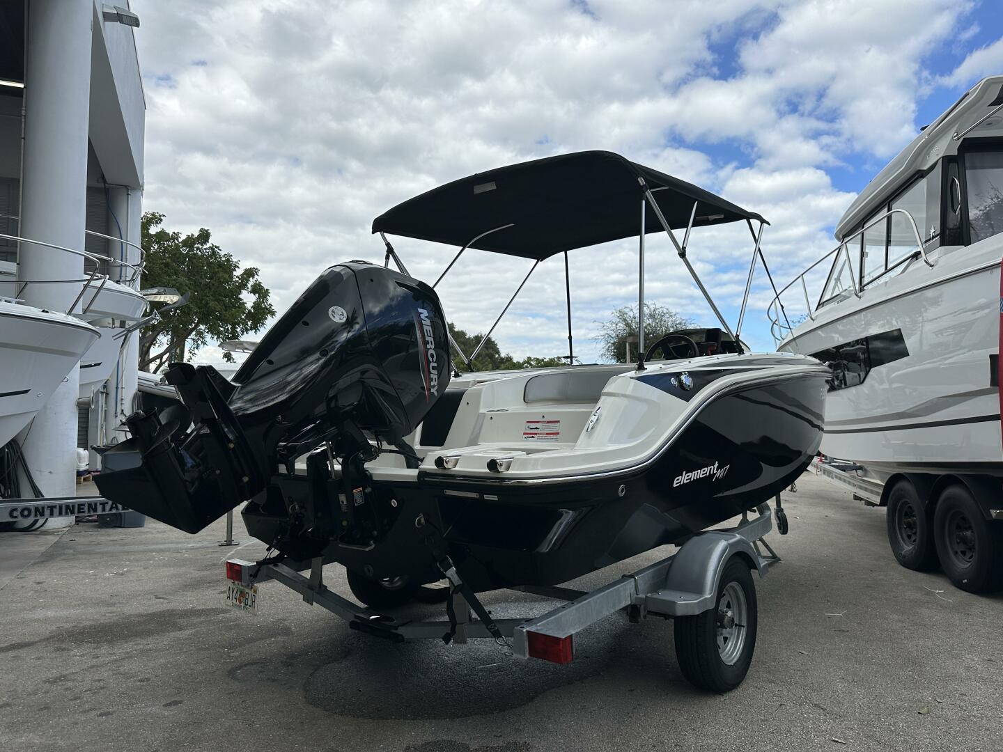 2023 Bayliner M Series M17 - Image 2