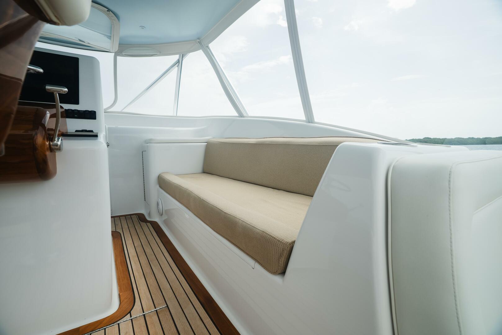2019 Custom Carolina Daniels Express Sportfish - Image 16