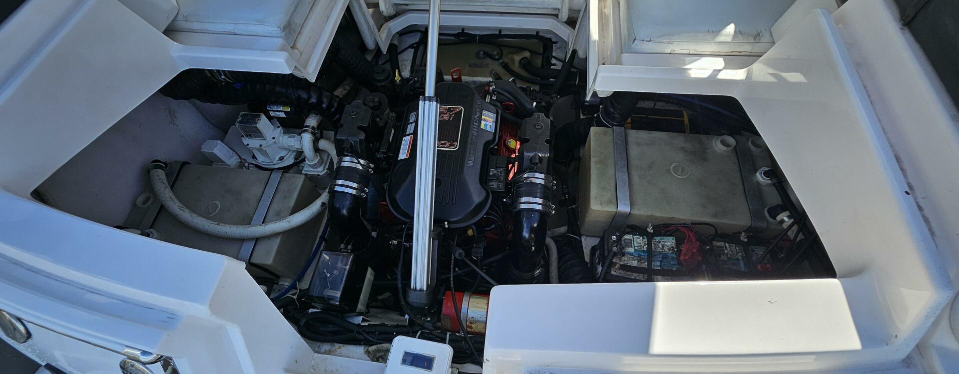 2010 Regal 2700 - Image 44