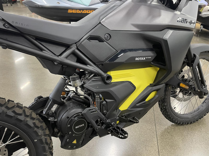 2025 Can-Am Origin - Image 4