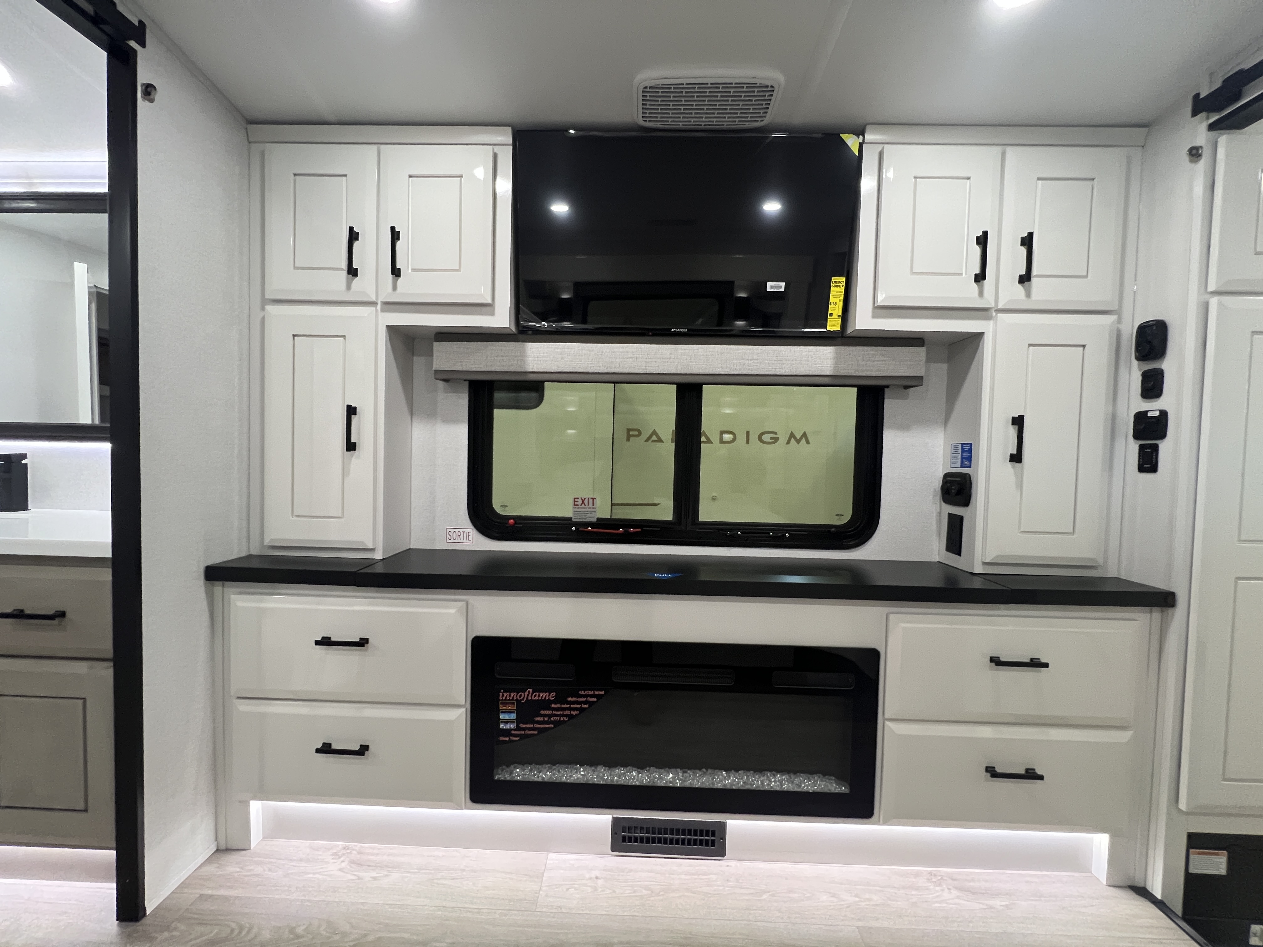 2027 Jayco Pinnacle 38FBRK - Image 23