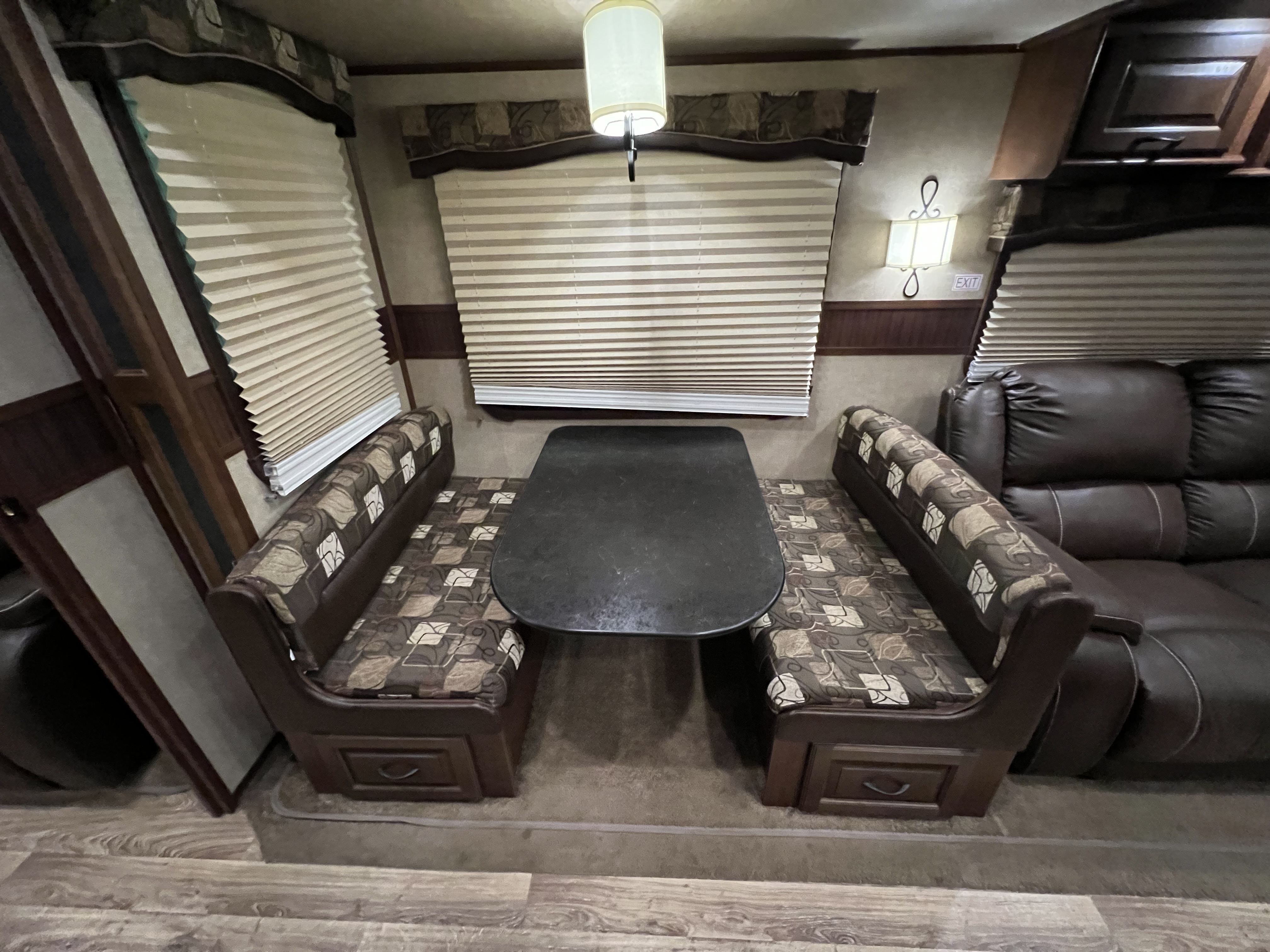2015 Jayco Eagle Premier 375BHFS - Image 17