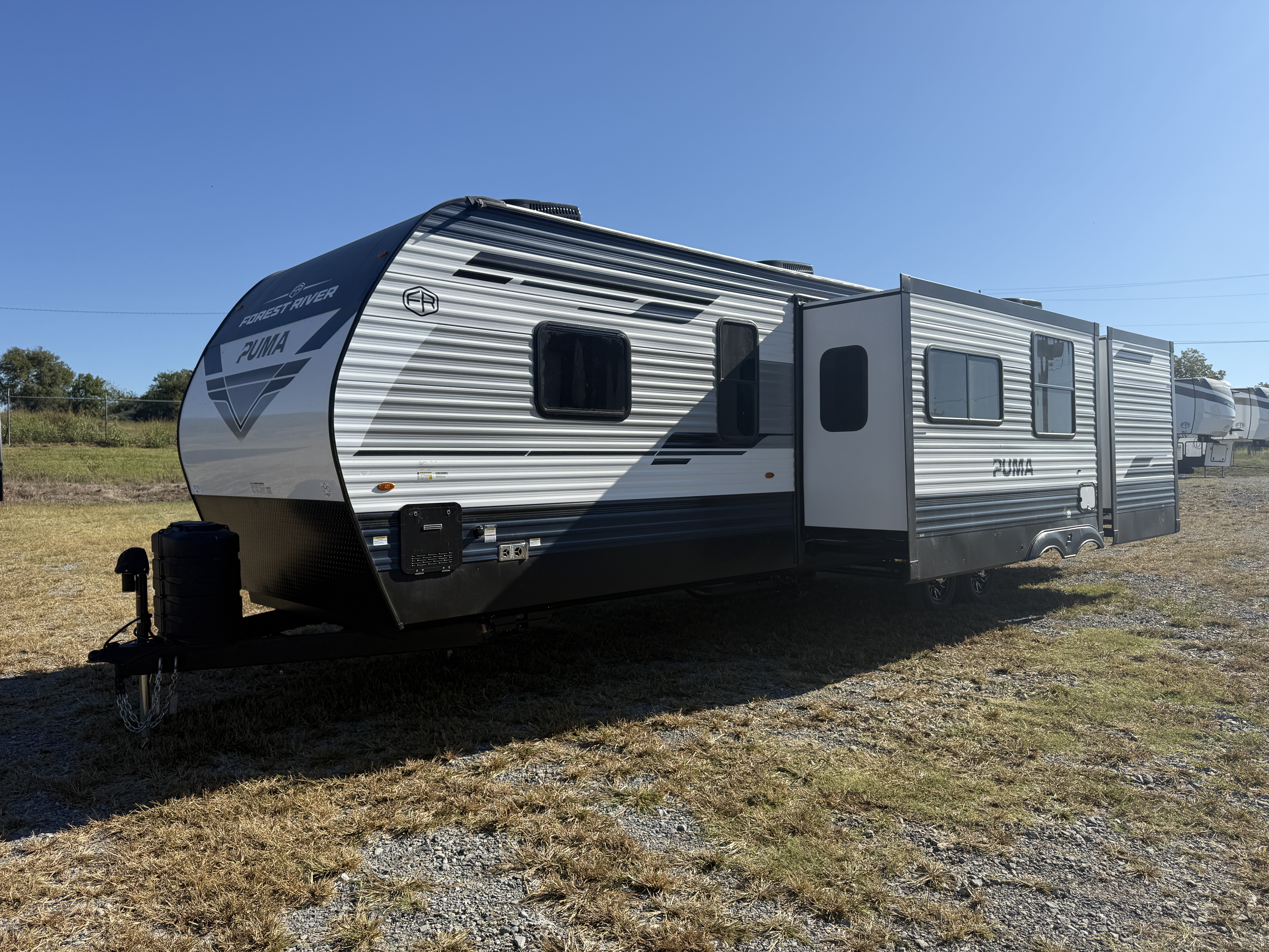2026 Forest River Puma 32BH2B - Image 3