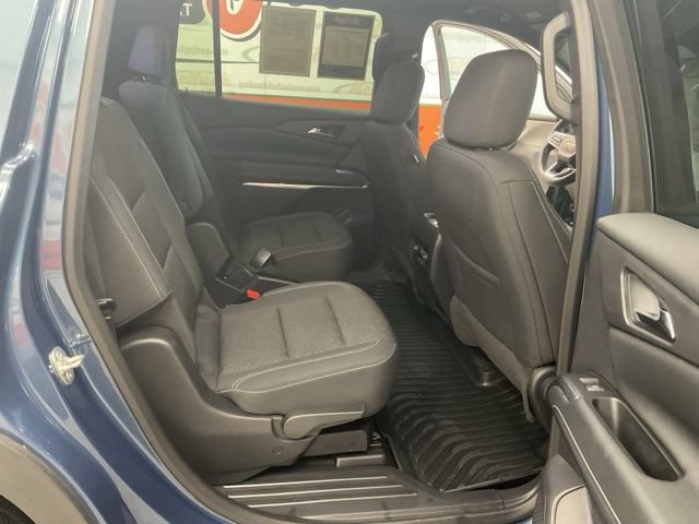 2025 Chevrolet Traverse Utility 4D LS AWD - Image 31