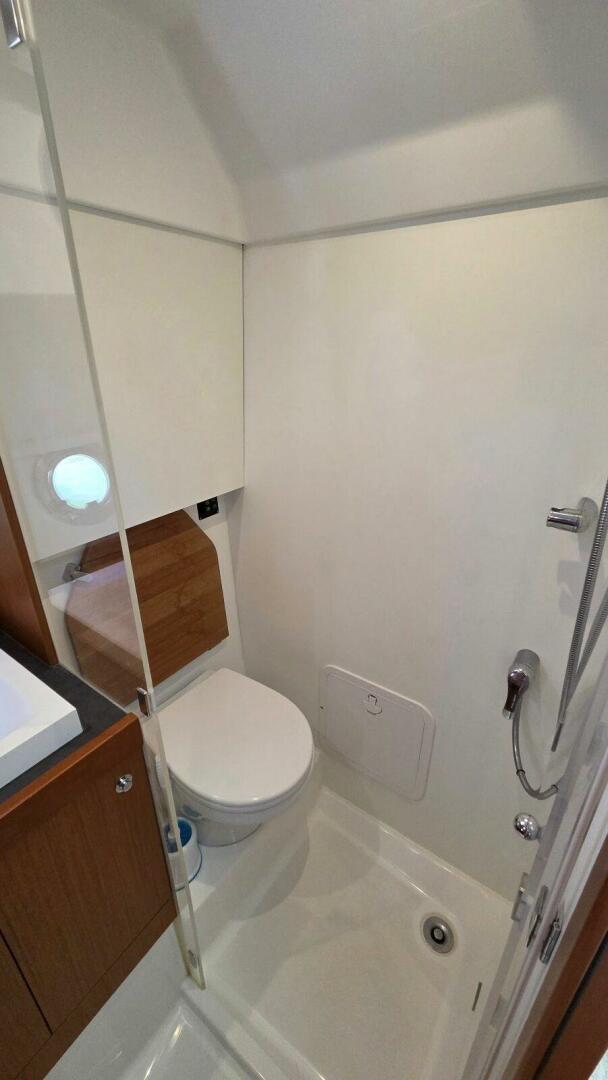 2019 Beneteau Swift Trawler 35 - Image 55