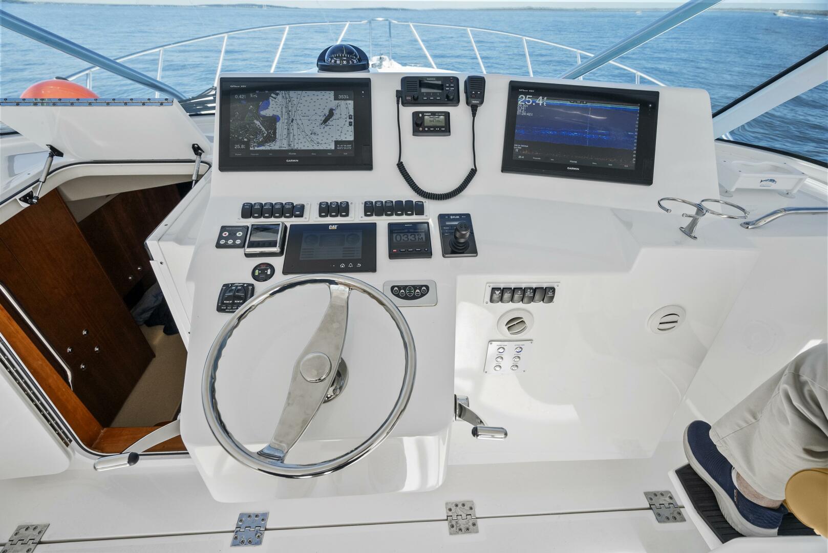 2018 Albemarle 41 Express - Image 19