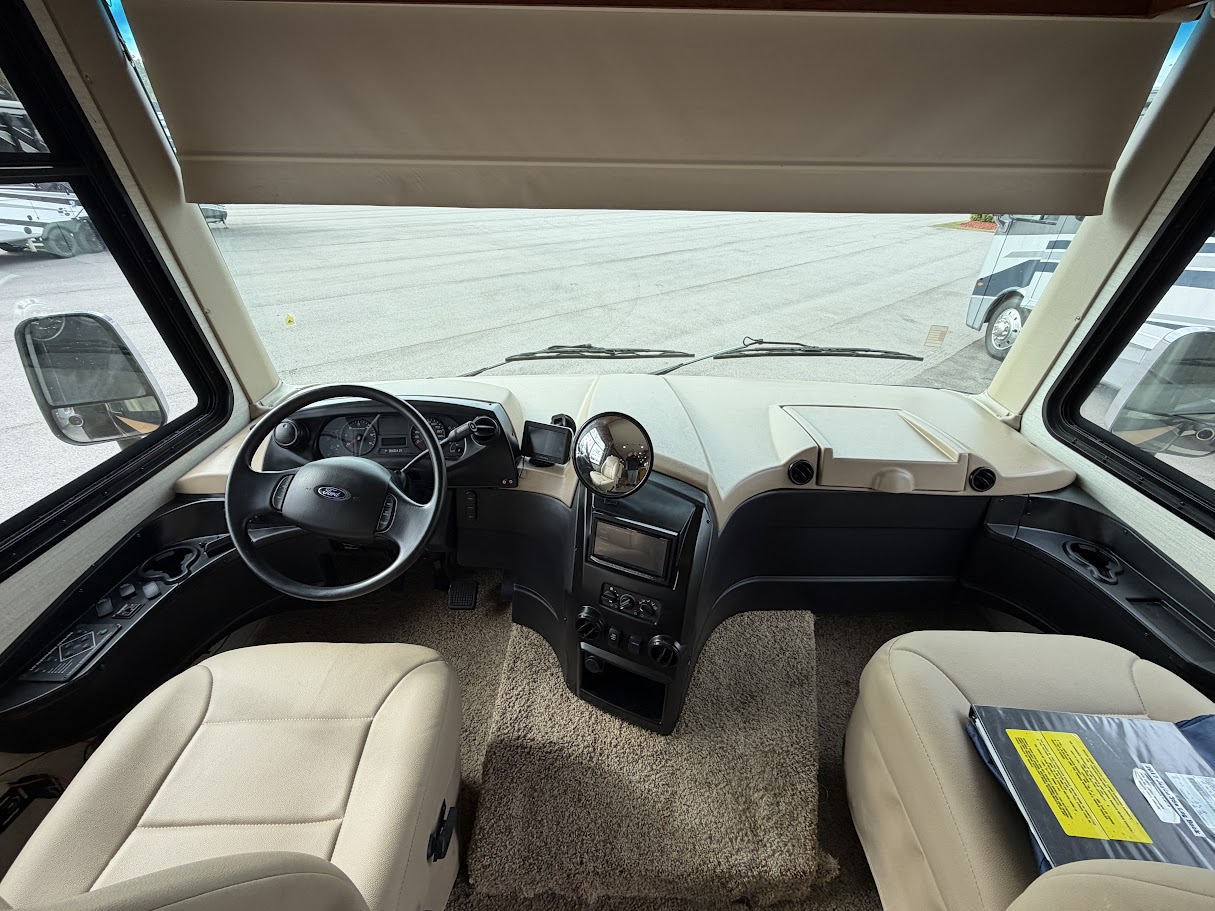 2017 JAYCO PRECEPT 35S - Image 6