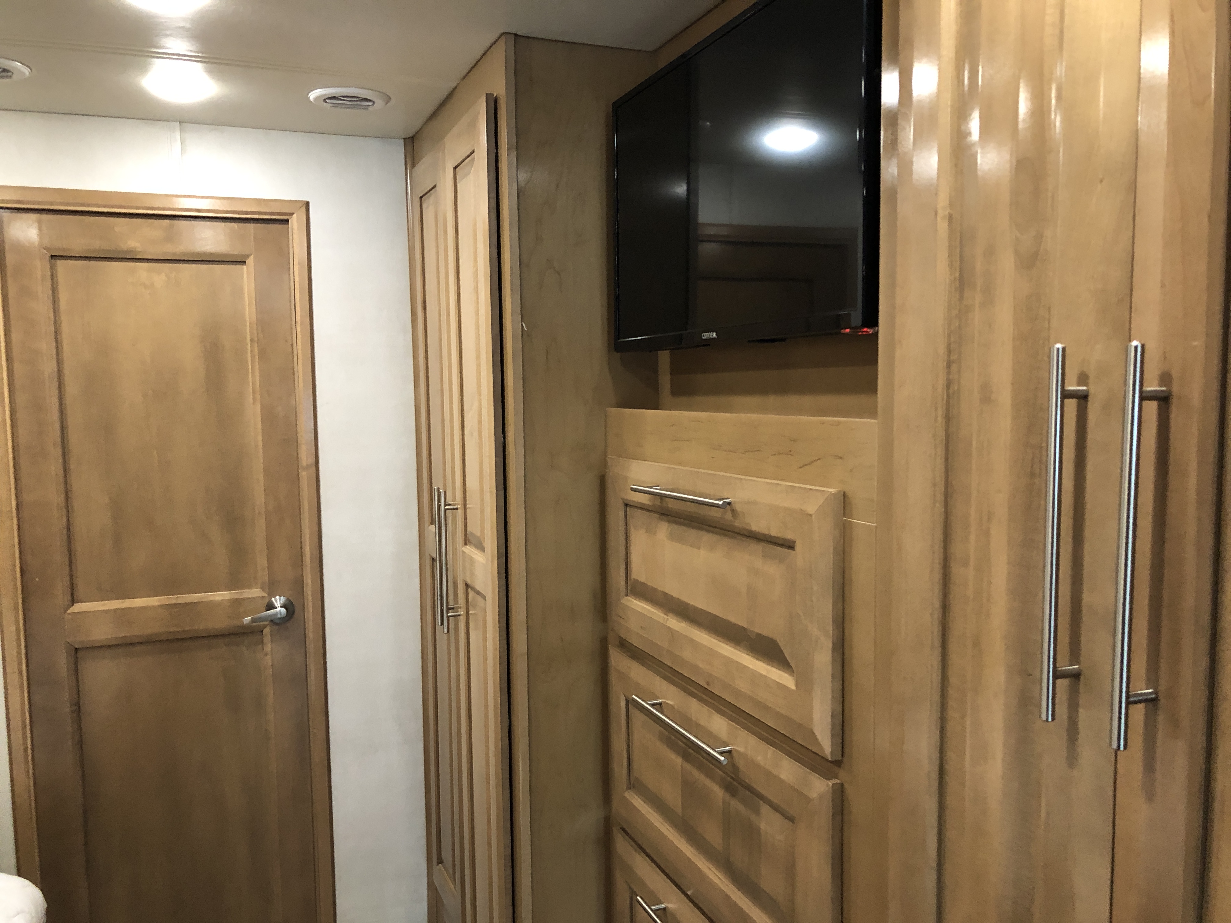 2022 Forest River Georgetown 7 Series GT7 36D7 - Image 30