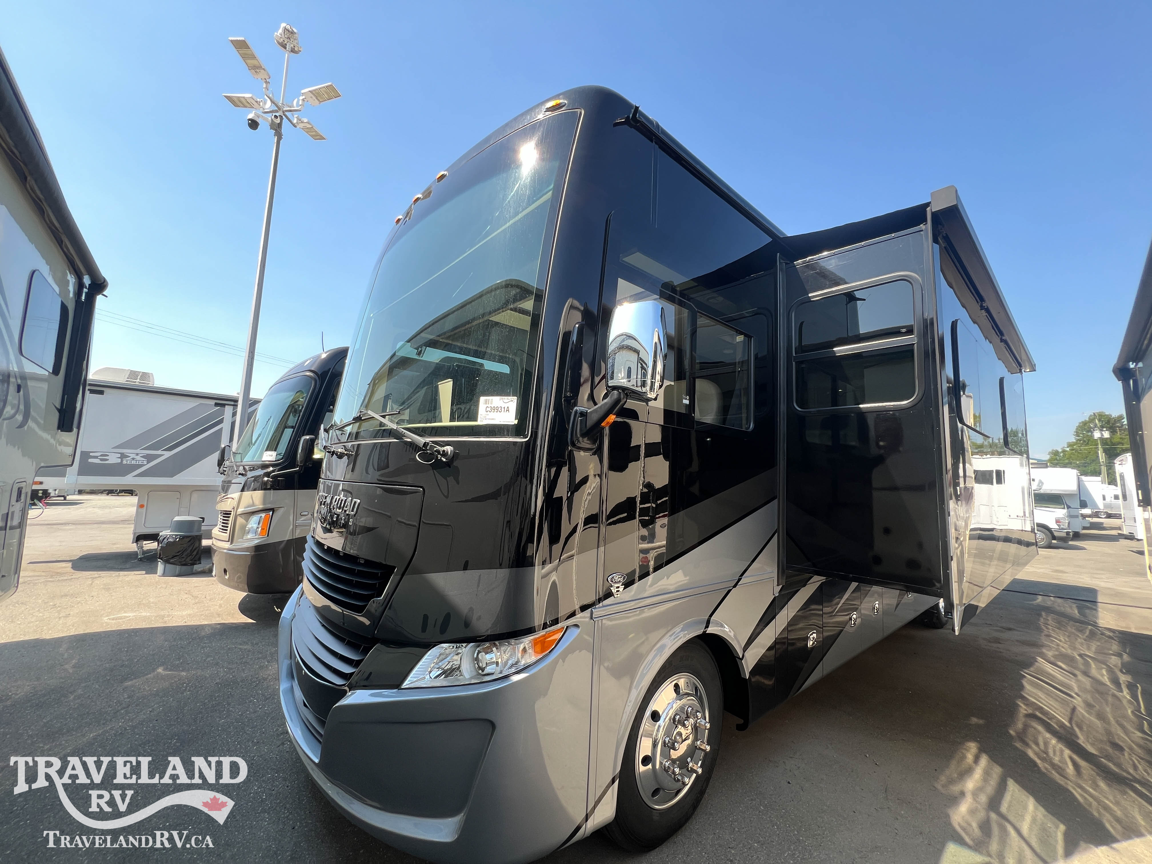 2012 Tiffin Allegro 36 LA - Image 3