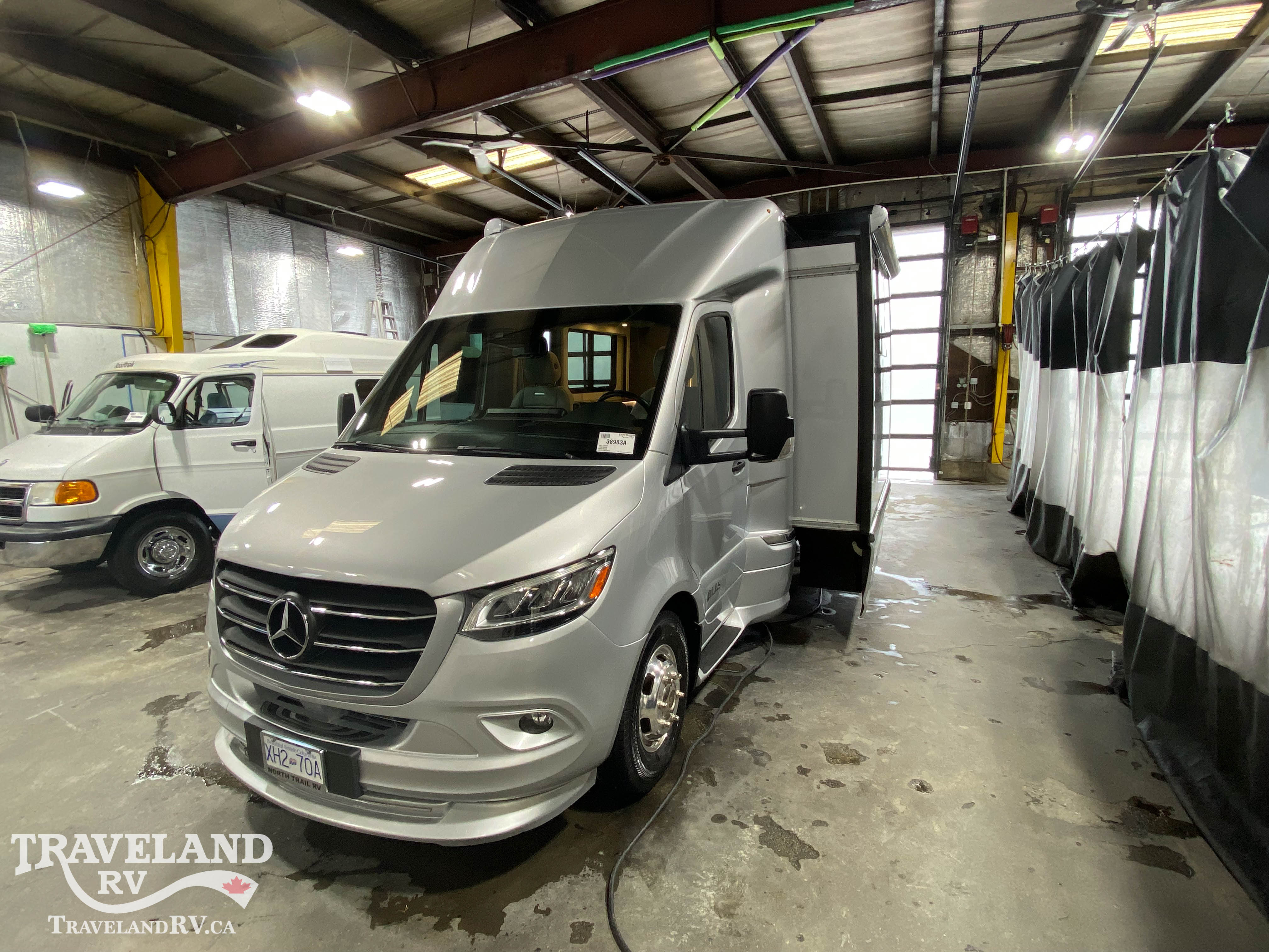 2023 AIRSTREAM ATLAS MURPHY SUITE E1 - Image 4
