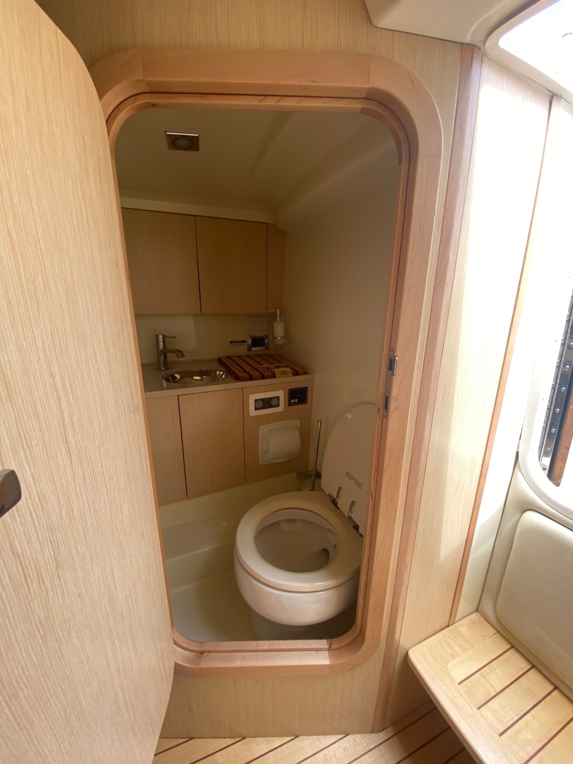 2018 Chris-Craft Corsair 34 - Image 34
