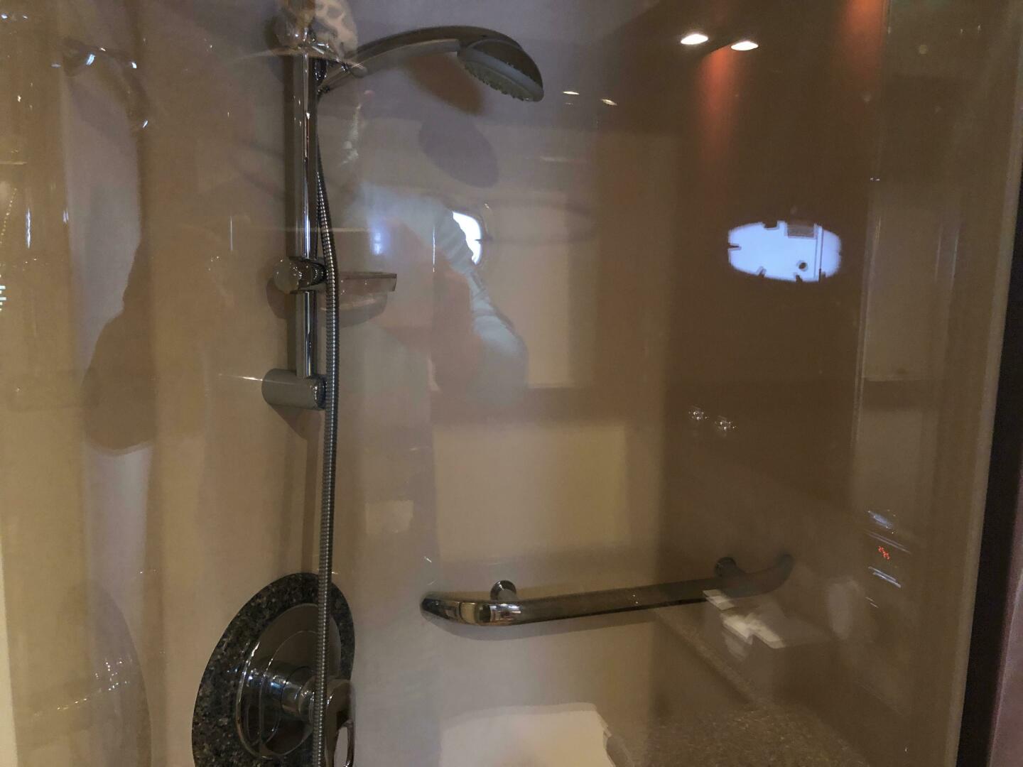 2008 Sea Ray 55 Sundancer - Image 37