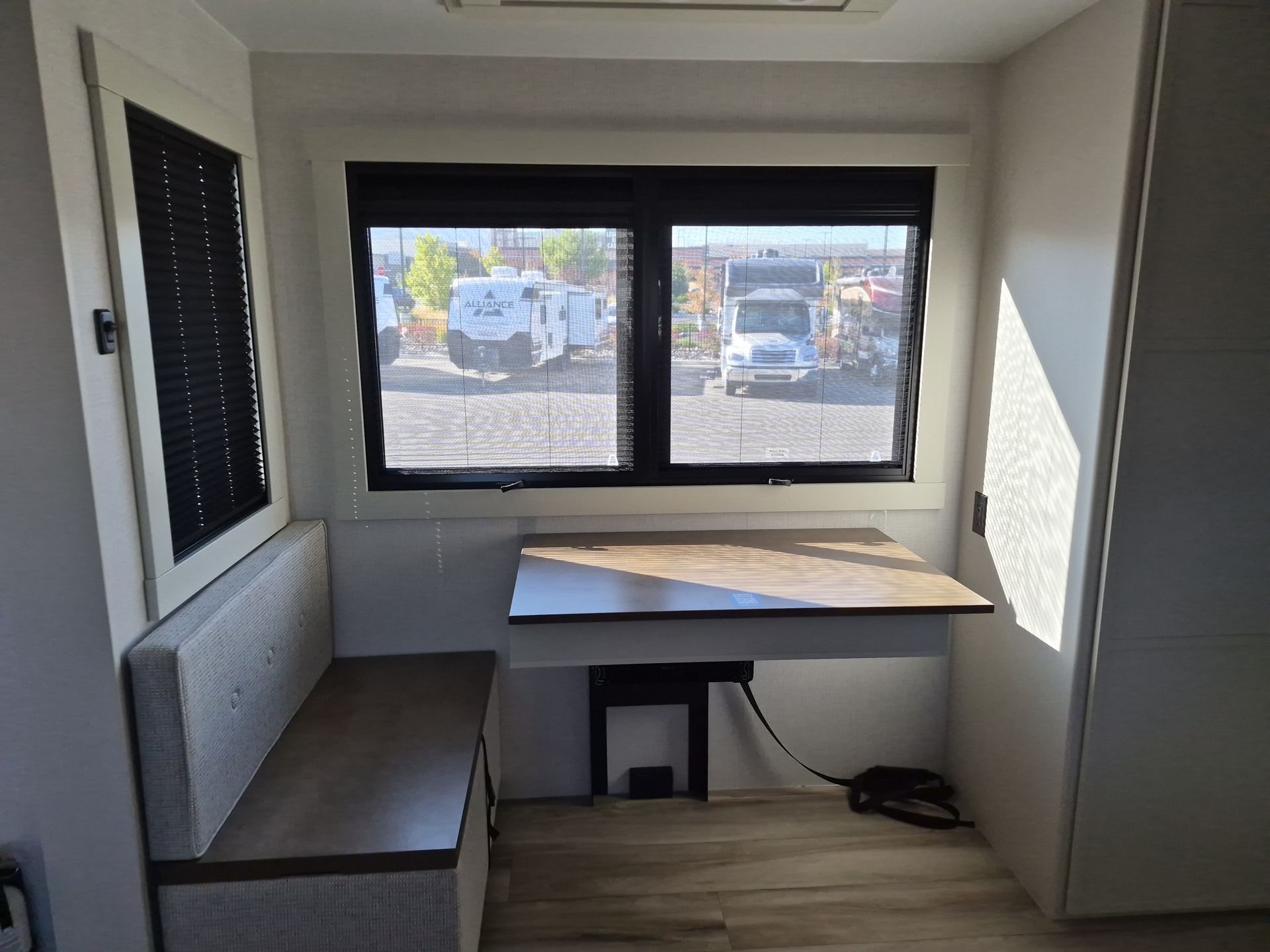2027 Brinkley RV MODEL Z 3510 - Image 17