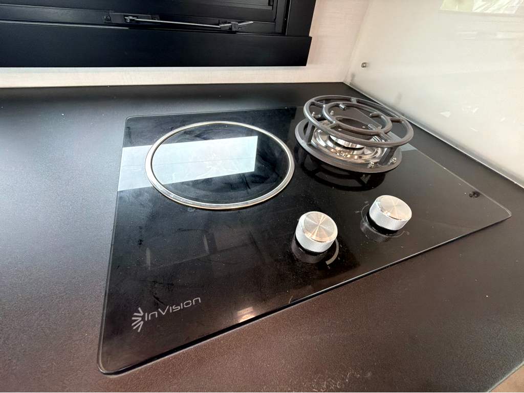 2027 JAYCO MELBOURNE PRESTIGE 25LP - Image 24
