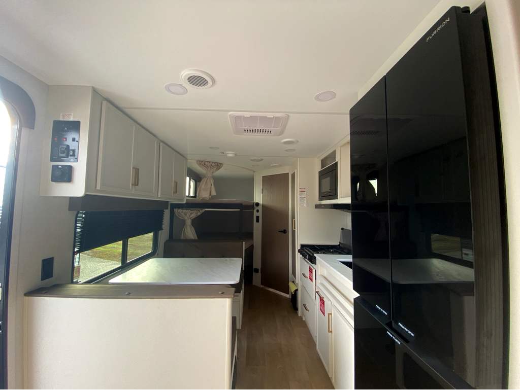 2026 GRAND DESIGN TRANSCEND 19BHX - Image 18
