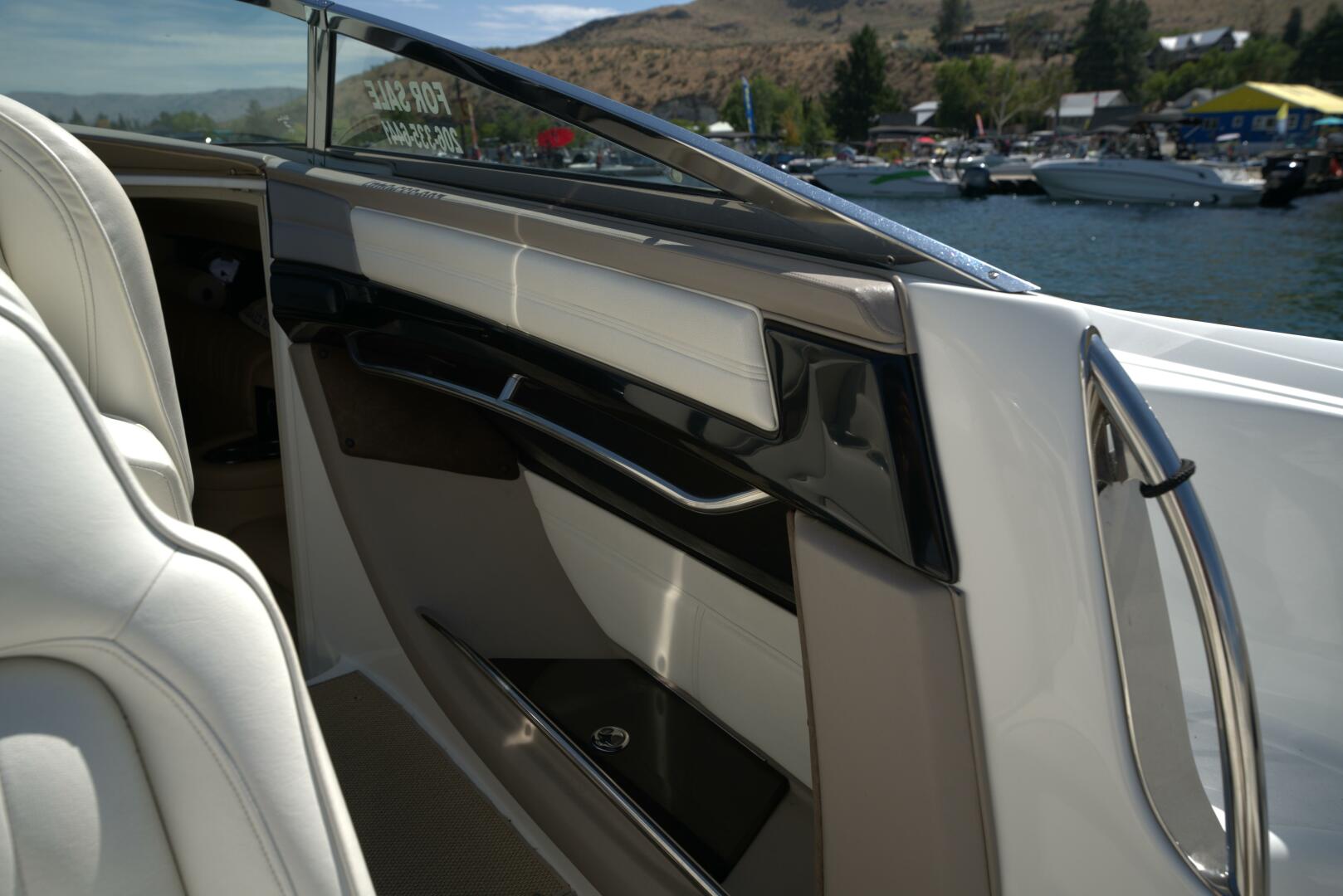 2005 Cobalt 343 - Image 33