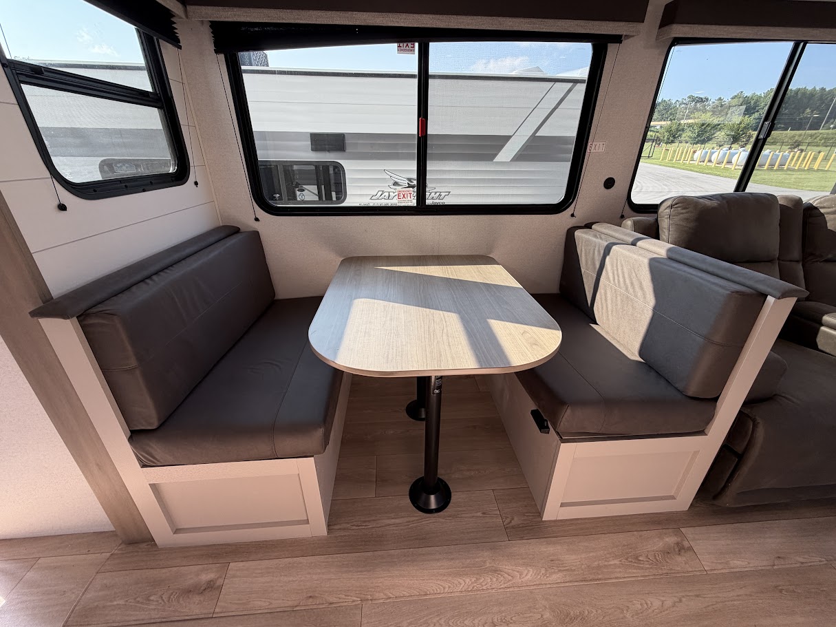 2027 JAYCO JAY FLIGHT 290RLS - Image 12