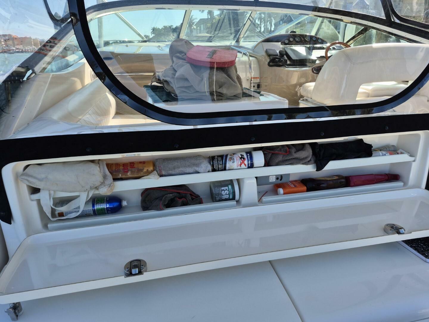 2004 Riviera 4000 Offshore - Image 74