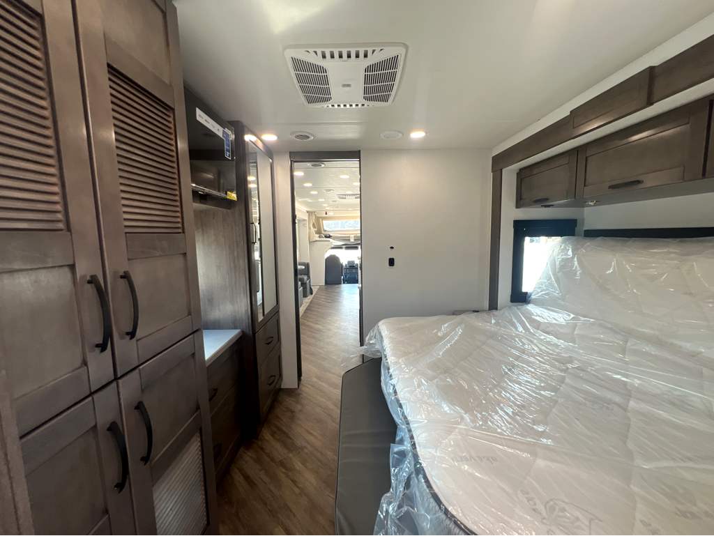2026 JAYCO SENECA 37K - Image 29